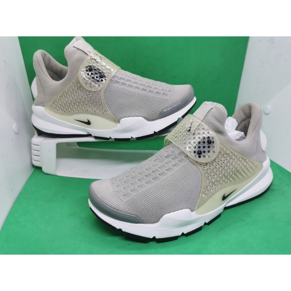 Nike Sock Dart Shoes Womens Size 8 Lightweight Running 819686-002 Sneakers